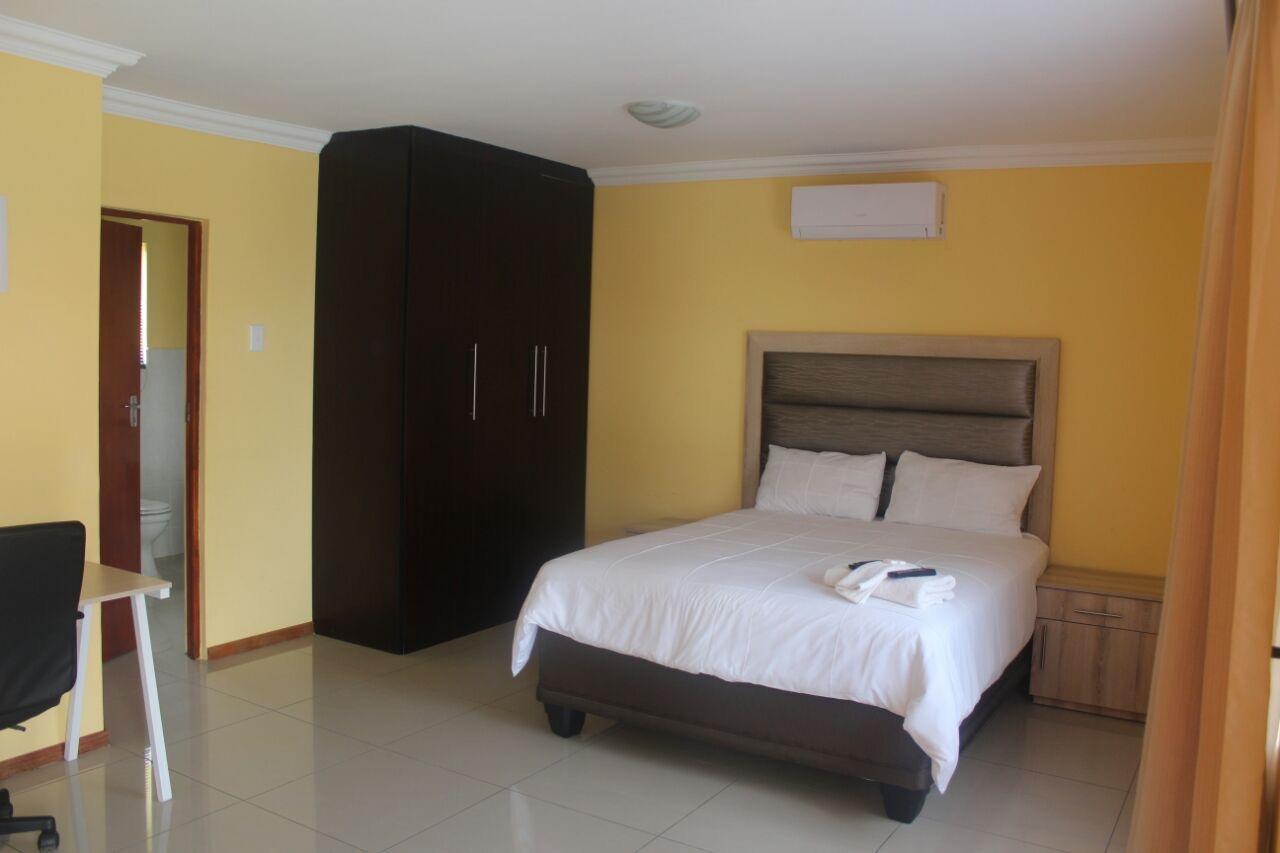 Mbopha Guest House Ulundi Esterno foto